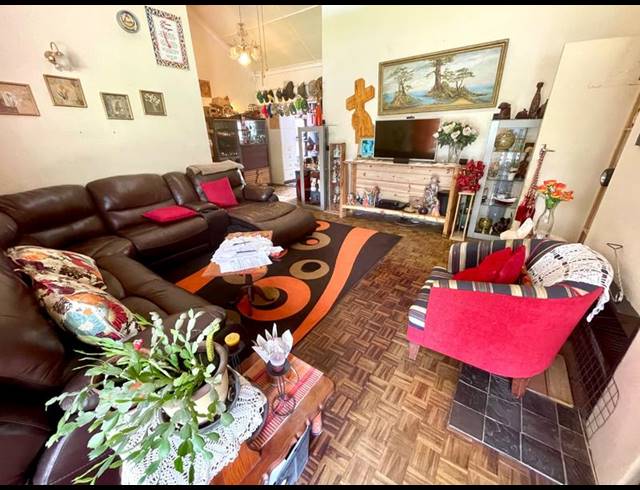 3 BEDROOM HOUSE FOR SALE IN SILVERFIELDS